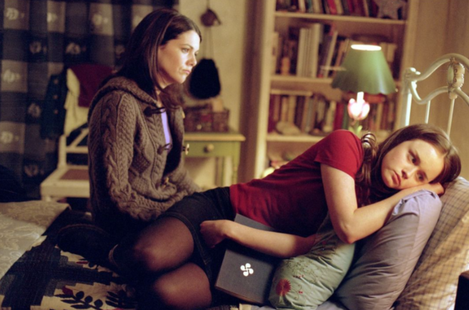 Fotograma de la película Gilmore Girls, mostrando la habitación de una de las protagonistas