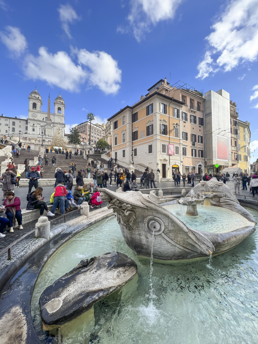 Dónde se encuentra la Plaza de España de Roma
