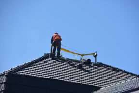 Goteras en el edificio: cómo actuar, quién responde y cómo prevenirlas